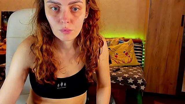 mia grantes online show from December 2, 8:00 pm