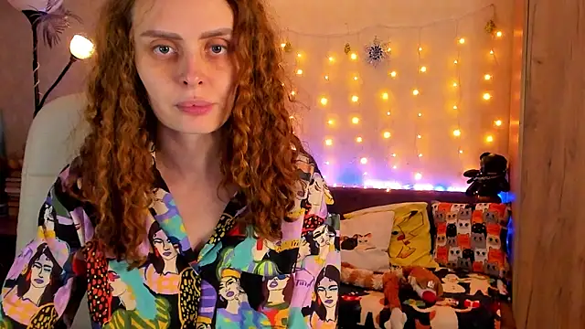 mia grantes online show from December 25, 6:19 pm