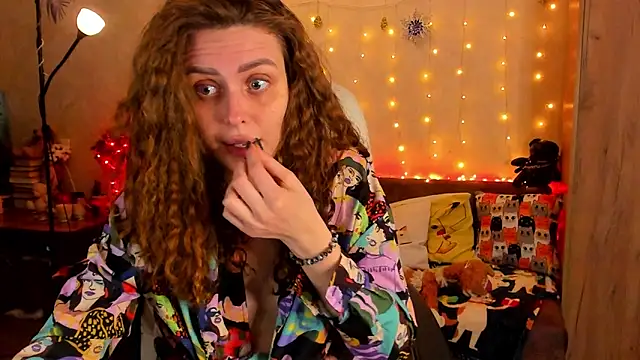 mia grantes online show from December 26, 12:25 am
