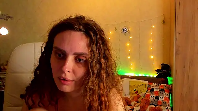 mia grantes online show from December 29, 8:48 pm
