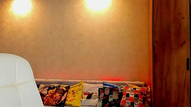 mia grantes online show from February 7, 7:17 pm
