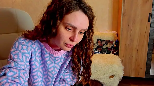 mia grantes online show from February 15, 8:43 pm