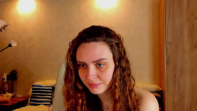 mia grantes online show from February 26, 11:15 pm