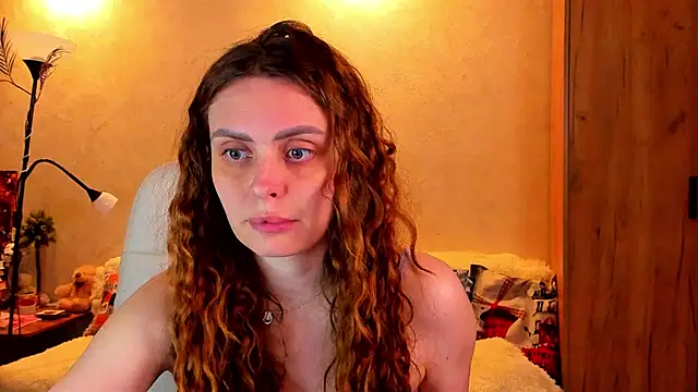 mia grantes online show from March 22, 8:26 pm