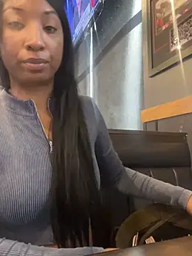 Snapshot of Iceblanca chatting on January 20, 5:27 pm Iceblanca online show from January 20, 5:27 pm