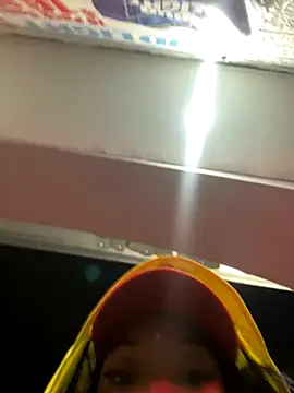 Snapshot of Iceblanca chatting on October 14, 7:31 am Iceblanca online show from October 14, 7:31 am