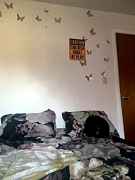 Snapshot of Iceblanca chatting on November 7, 2:39 pm Iceblanca online show from November 7, 2:39 pm