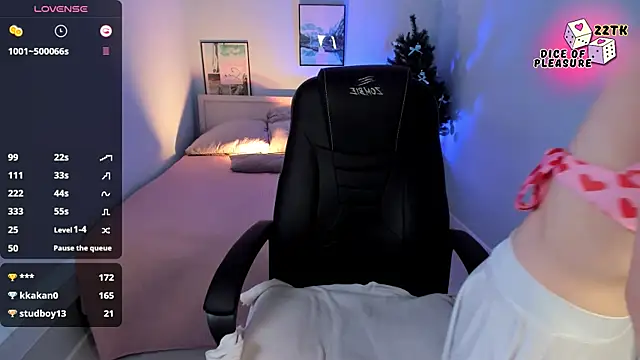 MelisaCoy online show from December 20, 4:57 pm