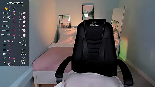 MelisaCoy online show from March 19, 1:51 pm