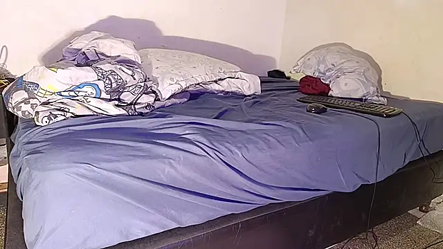 Snapshot of AmazingFuckCam chatting on October 5, 9:56 pm AmazingFuckCam online show from October 5, 9:56 pm