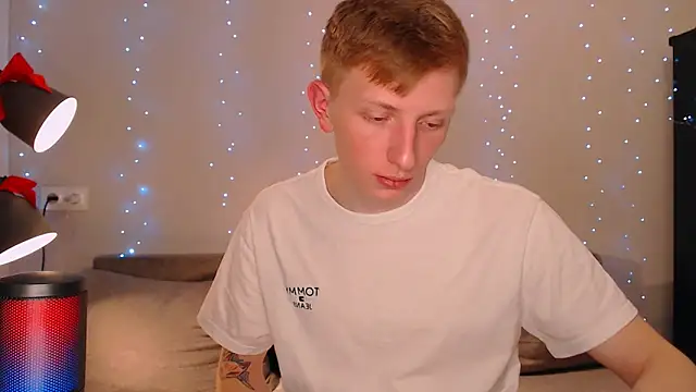 juliaanddima online show from January 15, 8:58 pm