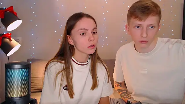 juliaanddima online show from January 22, 11:10 pm