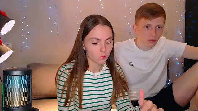 juliaanddima online show from February 20, 8:58 pm