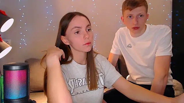 juliaanddima online show from February 21, 9:11 pm