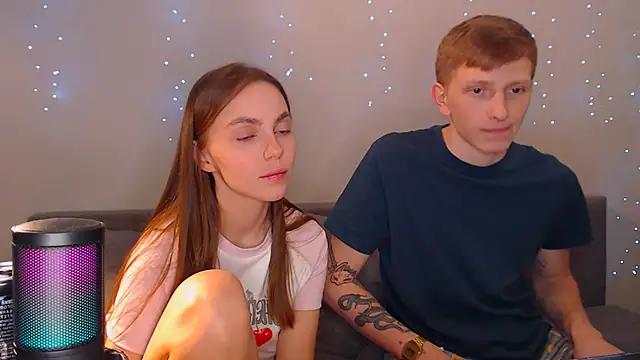 juliaanddima online show from March 10, 12:29 am