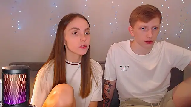 juliaanddima online show from March 16, 8:21 pm