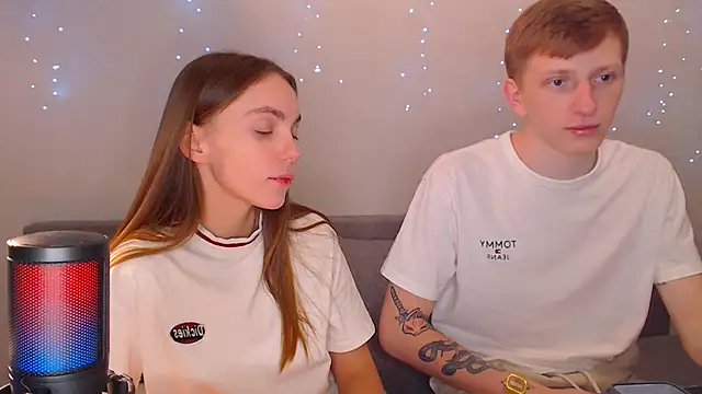 juliaanddima online show from March 16, 11:25 pm