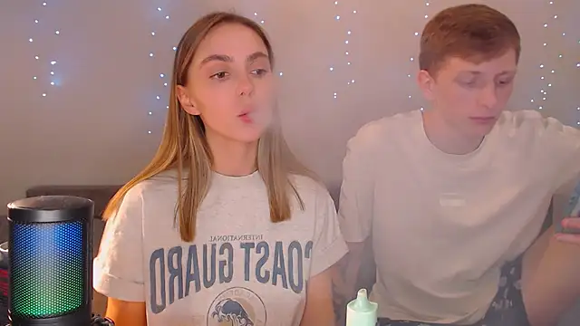 juliaanddima online show from March 22, 7:53 pm