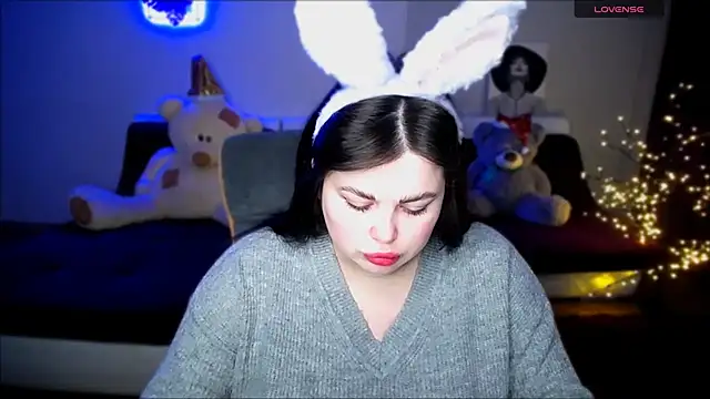 Emily Mo online show from December 24, 6:33 am