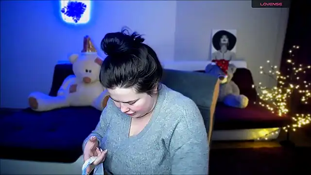 Emily Mo online show from December 25, 6:20 am