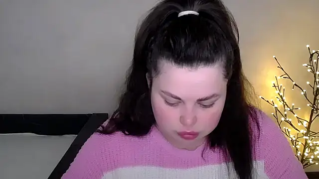 Emily Mo online show from April 30, 5:47 am