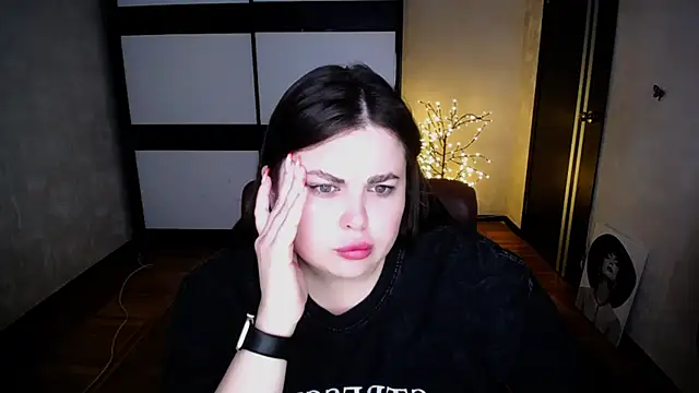 Emily Mo online show from July 11, 5:54 am