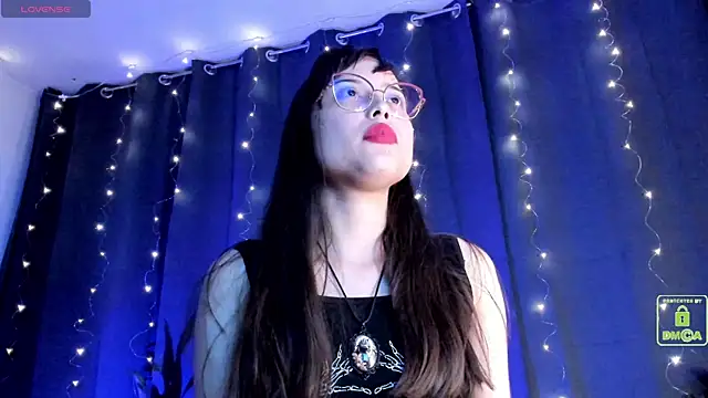 shantalc3rezo online show from January 8, 11:30 pm