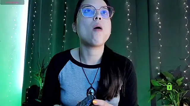 shantalc3rezo online show from February 5, 8:35 pm