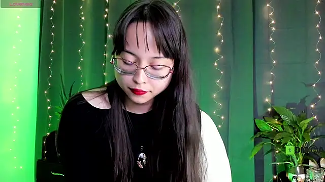 shantalc3rezo online show from February 7, 12:20 am