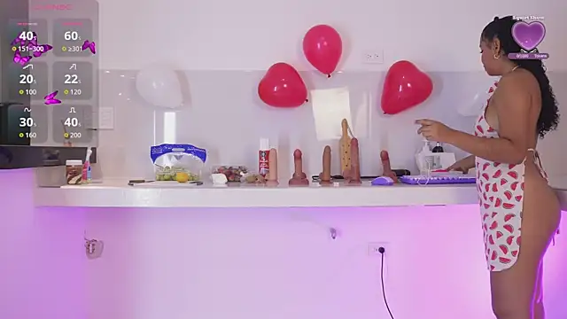 Snapshot of Anais_aradia chatting on February 14, 3:25 am Anais aradia online show from February 14, 3:25 am