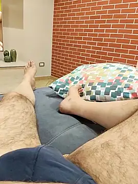 Snapshot of orsettoCum chatting on April 24, 7:49 pm orsettoCum online show from April 24, 7:49 pm