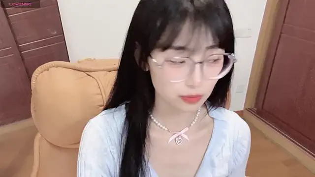 4uoki online show from September 20, 3:13 pm