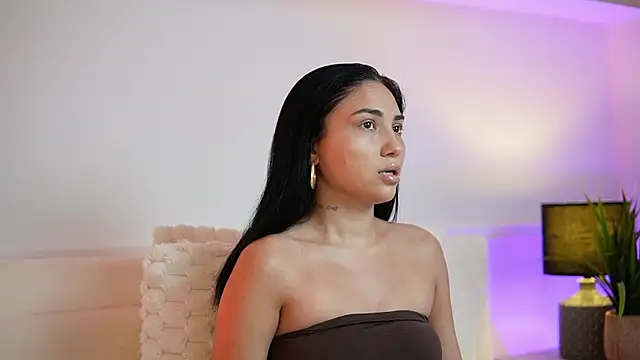 AmyKaiya online show from July 23, 6:06 pm