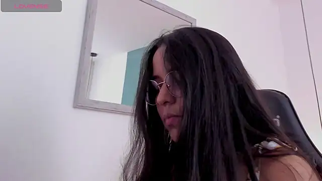 Snapshot of lucy_blue28 chatting on April 14, 12:55 pm lucy blue28 online show from April 14, 12:55 pm