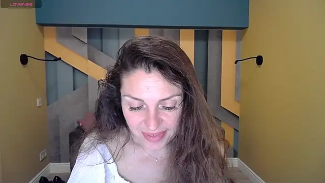 EllaLong online show from January 11, 3:31 pm