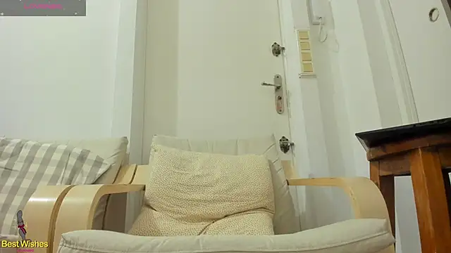 Snapshot of Maxi_TheBigDaddy chatting on January 4, 10:38 am Maxi TheBigDaddy online show from January 4, 10:38 am