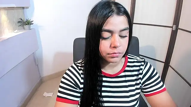 LyndaKimm online show from January 26, 8:03 am