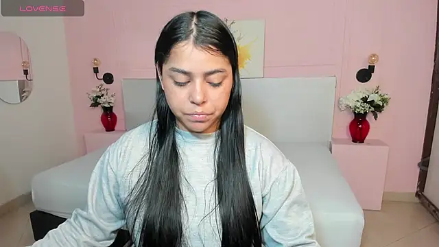 LyndaKimm online show from March 15, 5:08 am