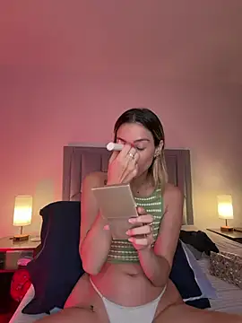 Snapshot of DanikRosse chatting on July 26, 3:58 am DanikRosse online show from July 26, 3:58 am