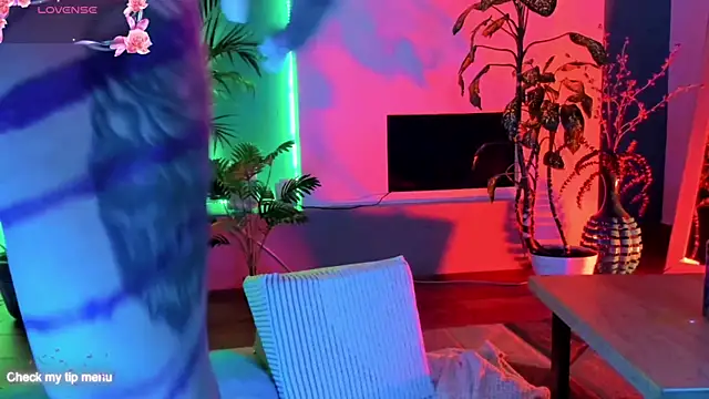 Megan inked online show from October 4, 3:37 am