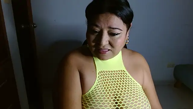 Snapshot of mariemiller19 chatting on September 19, 5:53 am mariemiller19 online show from September 19, 5:53 am