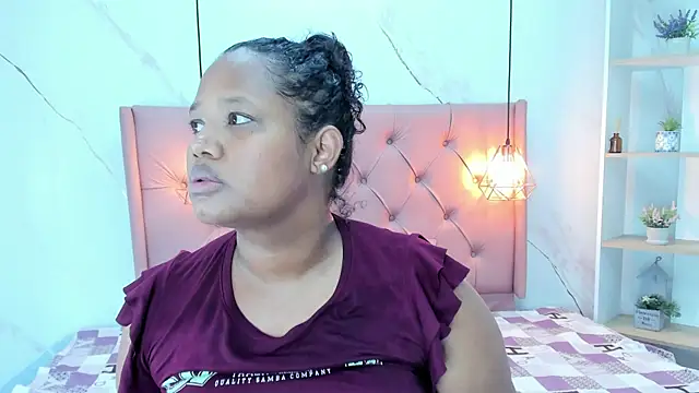 Belle Brunette online show from October 4, 9:35 pm