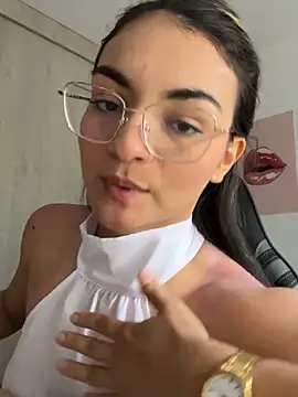 Cat2525 online show from March 22, 8:45 pm