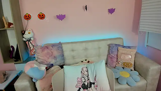 Snapshot of tinysara chatting on October 24, 4:14 pm tinysara online show from October 24, 4:14 pm