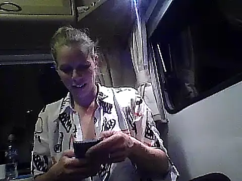 Snapshot of WildScorpio86 chatting on December 17, 6:03 pm WildScorpio86 online show from December 17, 6:03 pm