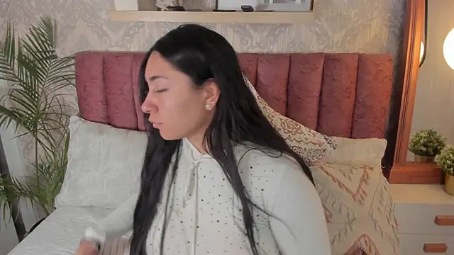 scarlet miller1 online show from October 17, 11:57 am