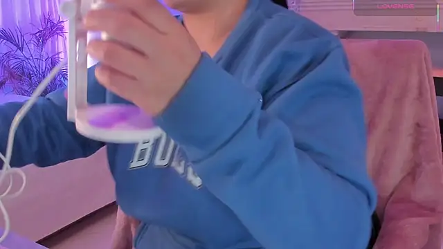 scarlet miller1 online show from November 18, 12:20 pm