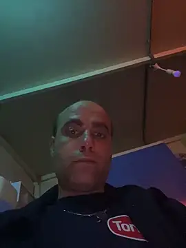 mustican422 online show from December 7, 2:42 am