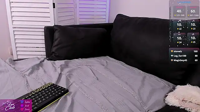 Janes Art online show from December 14, 7:14 pm