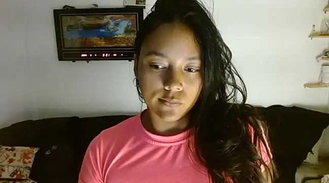 Chiara petterson online show from March 4, 5:00 am